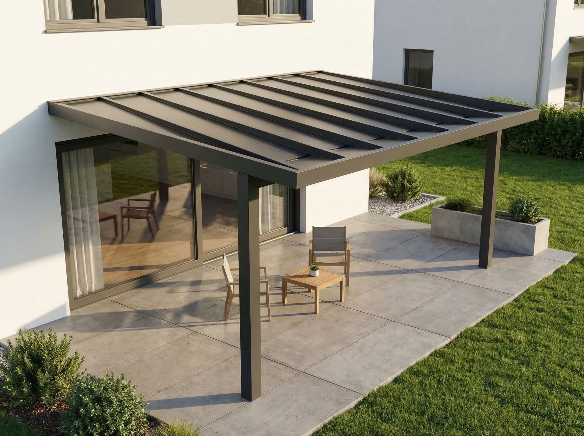 Lapostetős pergola: kinek ajánlott, és miben különbözik a klasszikus pergolától