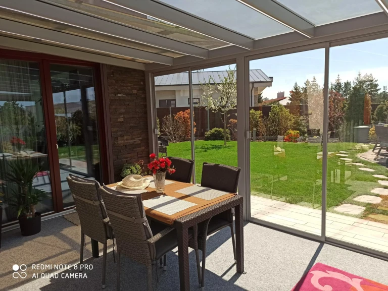 Alumínium pergola ROBUST + üvegezés STANDARD - Blansko