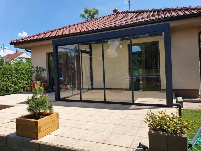 Alumínium pergola ROBUST + üvegezés STANDARD - Vyškov
