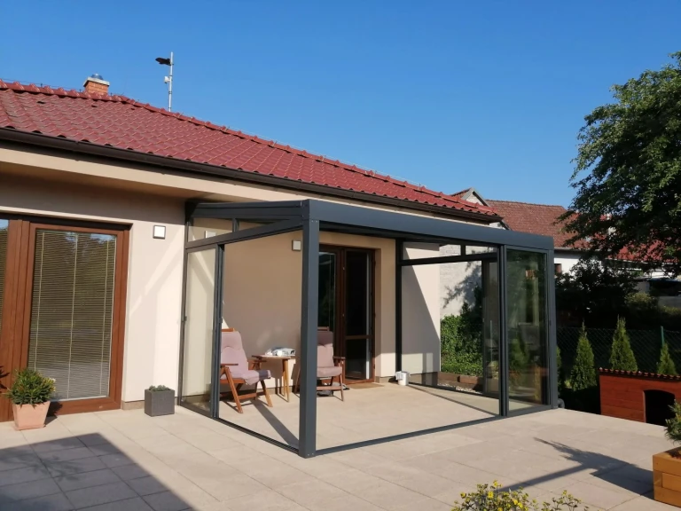 Alumínium pergola ROBUST + üvegezés STANDARD - Vyškov