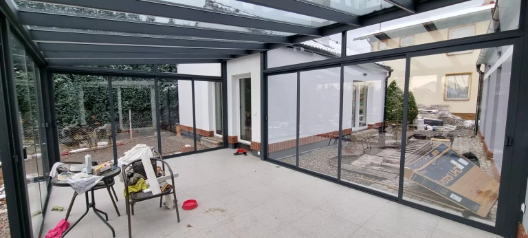 Alumínium pergola ROBUST és üvegezés STANDARD